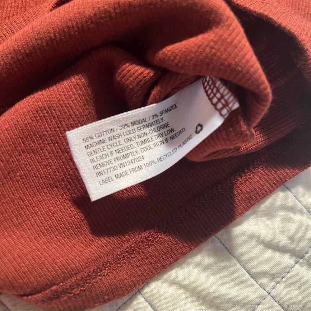 A New Day rust red/brown high-necked ribbed tank top - L - Picture 3 of 5